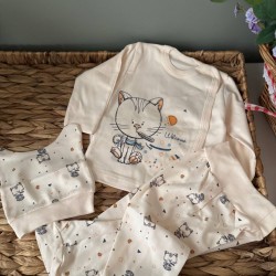 بيجامة 3 قطع